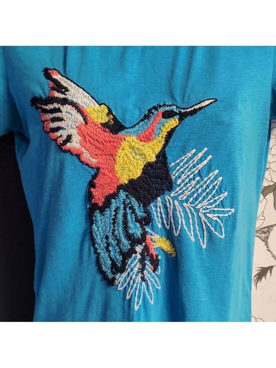 crown & ivy Tops - Colorful Hummingbird Embroidered Tee